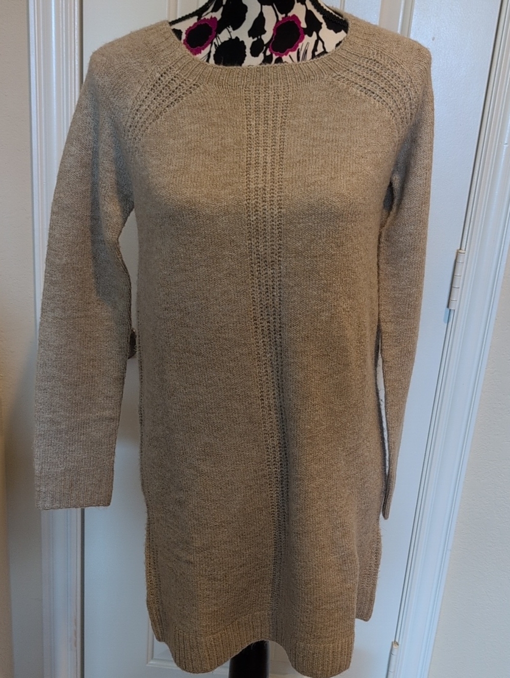 Max Studio Raglan Sleeve Sweater Dress Tunic Oatmeal Size Small NWT